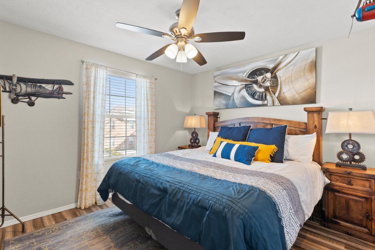 Apartment Stylish In Branson's Heart! Branson